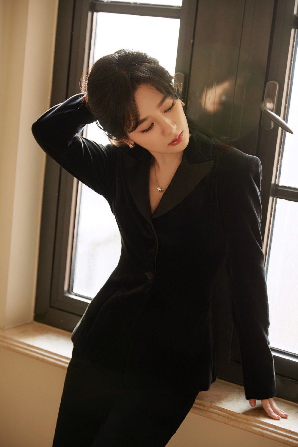 離婚后，霸總天天想娶我